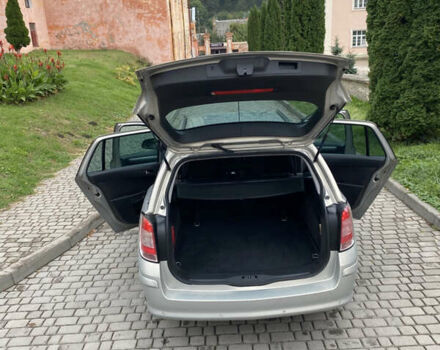 Опель Астра, объемом двигателя 1.7 л и пробегом 258 тыс. км за 6400 $, фото 19 на Automoto.ua