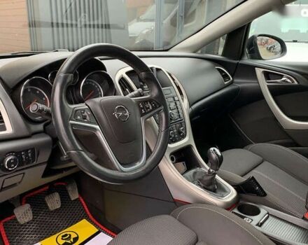 Опель Астра, объемом двигателя 1.7 л и пробегом 235 тыс. км за 7800 $, фото 6 на Automoto.ua