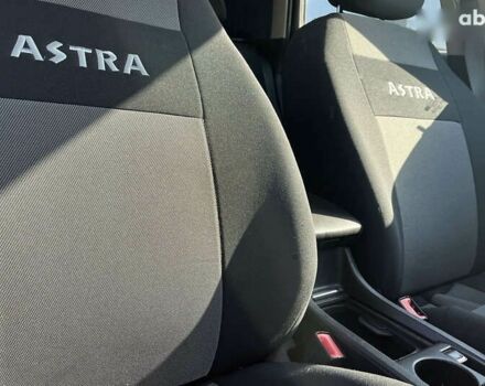 Опель Астра, объемом двигателя 1.7 л и пробегом 240 тыс. км за 7200 $, фото 25 на Automoto.ua