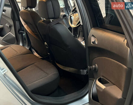 Опель Астра 2011 в Киеве на Automoto.ua Опель Астра, объемом двигателя 2 л и пробегом 222 тыс. км за 8300 $, фото 9 на Automoto.ua