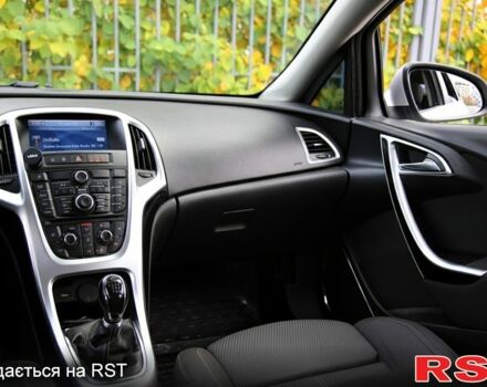 Опель Астра, объемом двигателя 1.7 л и пробегом 233 тыс. км за 7200 $, фото 5 на Automoto.ua