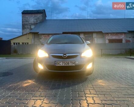 Опель Астра, объемом двигателя 1.7 л и пробегом 300 тыс. км за 5900 $, фото 4 на Automoto.ua