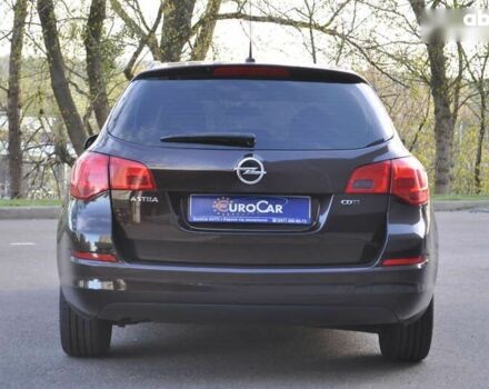 Опель Астра, объемом двигателя 1.7 л и пробегом 245 тыс. км за 7600 $, фото 6 на Automoto.ua