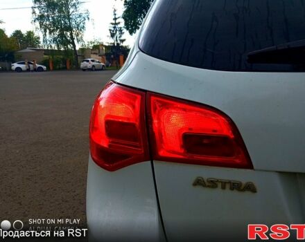 Опель Астра, объемом двигателя 1.7 л и пробегом 215 тыс. км за 7500 $, фото 5 на Automoto.ua