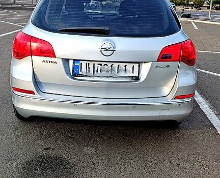 Опель Астра, объемом двигателя 16 л и пробегом 200 тыс. км за 9700 $, фото 3 на Automoto.ua