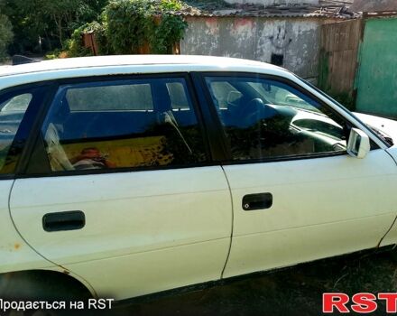 Опель Астра, объемом двигателя 1.6 л и пробегом 100 тыс. км за 750 $, фото 1 на Automoto.ua