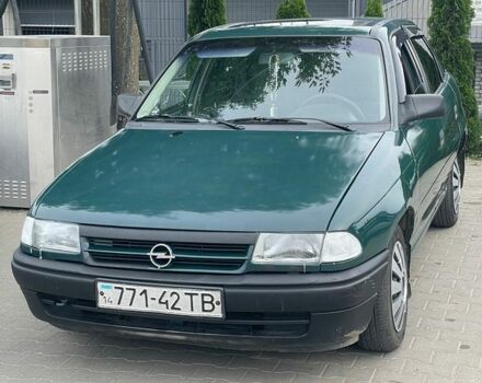 Опель Астра, объемом двигателя 0 л и пробегом 300 тыс. км за 1550 $, фото 1 на Automoto.ua