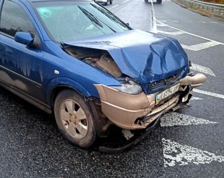 Опель Астра, объемом двигателя 1.6 л и пробегом 0 тыс. км за 1000 $, фото 1 на Automoto.ua