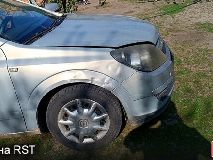 Опель Астра, объемом двигателя 1.8 л и пробегом 240 тыс. км за 4000 $, фото 1 на Automoto.ua