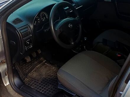 Опель Астра, объемом двигателя 1.4 л и пробегом 100 тыс. км за 3000 $, фото 1 на Automoto.ua