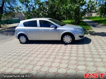 Опель Астра 2010 у Болграде на Automoto.ua Опель Астра, об'ємом двигуна 14 л та пробігом 200 тис. км за 4555 $, фото 1 на Automoto.ua