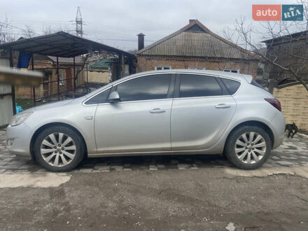 Опель Астра 2011 в Кривом Роге на Automoto.ua Опель Астра, объемом двигателя 1.6 л и пробегом 201 тыс. км за 7200 $, фото 1 на Automoto.ua