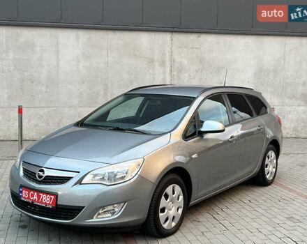 Опель Астра, объемом двигателя 2 л и пробегом 222 тыс. км за 8300 $, фото 1 на Automoto.ua