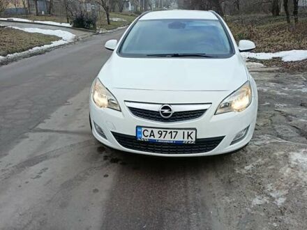 Опель Астра 2011 у Чигирине на Automoto.ua Опель Астра, об'ємом двигуна 1.3 л та пробігом 244 тис. км за 6500 $, фото 1 на Automoto.ua