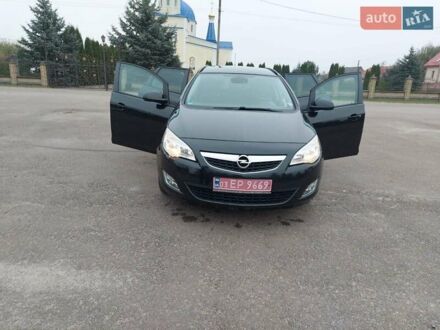 Опель Астра 2012 в Костополе на Automoto.ua Опель Астра, объемом двигателя 1.7 л и пробегом 241 тыс. км за 7799 $, фото 1 на Automoto.ua