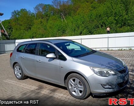Опель Астра 2012 в Ивано-Франковске на Automoto.ua Опель Астра, объемом двигателя 1.7 л и пробегом 247 тыс. км за 7000 $, фото 1 на Automoto.ua