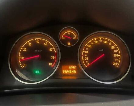 Жовтий Опель Астра, об'ємом двигуна 1.8 л та пробігом 254 тис. км за 3800 $, фото 8 на Automoto.ua