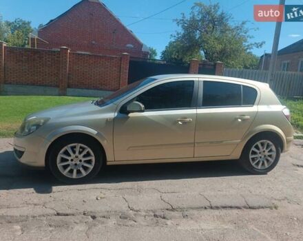 Желтый Опель Астра, объемом двигателя 1.6 л и пробегом 127 тыс. км за 5500 $, фото 2 на Automoto.ua