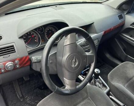 Жовтий Опель Астра, об'ємом двигуна 1.8 л та пробігом 254 тис. км за 3800 $, фото 7 на Automoto.ua