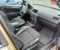 Желтый Опель Астра, объемом двигателя 1.69 л и пробегом 278 тыс. км за 3300 $, фото 4 на Automoto.ua