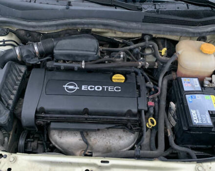 Желтый Опель Астра, объемом двигателя 1.6 л и пробегом 253 тыс. км за 3900 $, фото 7 на Automoto.ua