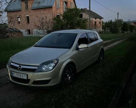 Жовтий Опель Астра, об'ємом двигуна 1.8 л та пробігом 254 тис. км за 3800 $, фото 1 на Automoto.ua