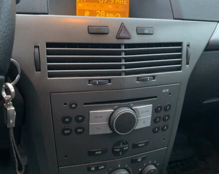 Желтый Опель Астра, объемом двигателя 1.6 л и пробегом 253 тыс. км за 3900 $, фото 14 на Automoto.ua