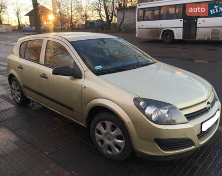 Желтый Опель Астра, объемом двигателя 1.7 л и пробегом 185 тыс. км за 4000 $, фото 1 на Automoto.ua