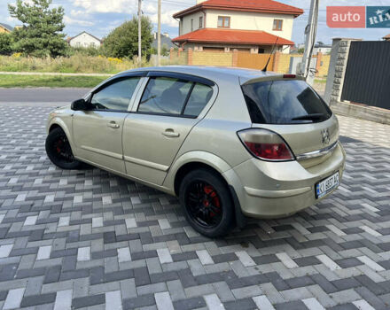 Жовтий Опель Астра, об'ємом двигуна 1.6 л та пробігом 316 тис. км за 3800 $, фото 4 на Automoto.ua