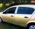 Желтый Опель Астра, объемом двигателя 1.6 л и пробегом 326 тыс. км за 3700 $, фото 2 на Automoto.ua