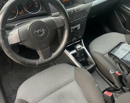 Жовтий Опель Астра, об'ємом двигуна 1.36 л та пробігом 276 тис. км за 3450 $, фото 26 на Automoto.ua