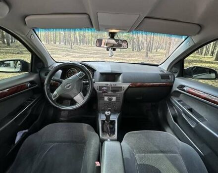 Желтый Опель Астра, объемом двигателя 1.6 л и пробегом 348 тыс. км за 4100 $, фото 11 на Automoto.ua