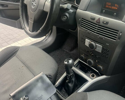 Жовтий Опель Астра, об'ємом двигуна 1.36 л та пробігом 276 тис. км за 3450 $, фото 23 на Automoto.ua