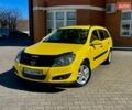 Желтый Опель Астра, объемом двигателя 1.69 л и пробегом 300 тыс. км за 4799 $, фото 1 на Automoto.ua
