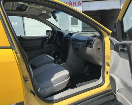 Жовтий Опель Астра, об'ємом двигуна 1.2 л та пробігом 220 тис. км за 2200 $, фото 11 на Automoto.ua