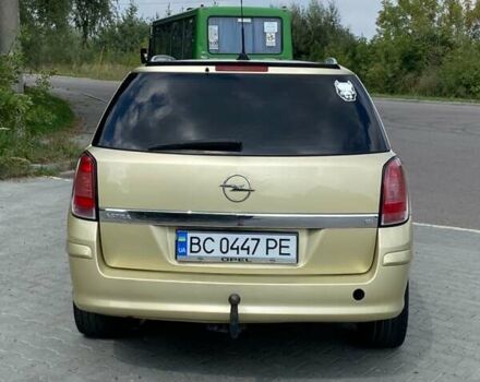 Желтый Опель Астра, объемом двигателя 1.8 л и пробегом 272 тыс. км за 4800 $, фото 4 на Automoto.ua