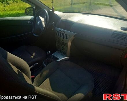 Желтый Опель Астра, объемом двигателя 1.7 л и пробегом 315 тыс. км за 5000 $, фото 7 на Automoto.ua