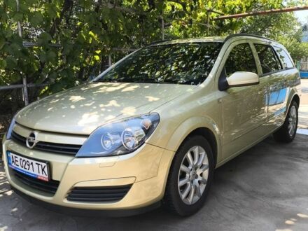 Жовтий Опель Астра, об'ємом двигуна 1.6 л та пробігом 227 тис. км за 5500 $, фото 1 на Automoto.ua