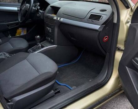 Жовтий Опель Астра, об'ємом двигуна 1.6 л та пробігом 214 тис. км за 4000 $, фото 1 на Automoto.ua