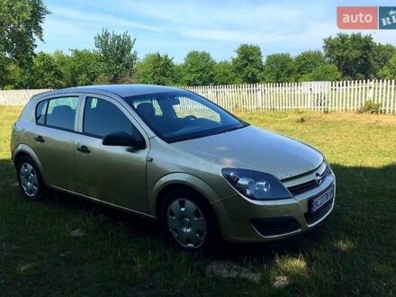 Желтый Опель Астра, объемом двигателя 1.6 л и пробегом 326 тыс. км за 3700 $, фото 1 на Automoto.ua