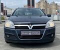 Серый Опель Астра, объемом двигателя 1.8 л и пробегом 231 тыс. км за 5400 $, фото 1 на Automoto.ua