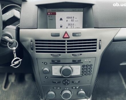 Серый Опель Астра, объемом двигателя 1.8 л и пробегом 231 тыс. км за 5400 $, фото 18 на Automoto.ua