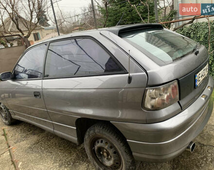 Сірий Опель Астра, об'ємом двигуна 1.6 л та пробігом 300 тис. км за 1900 $, фото 1 на Automoto.ua