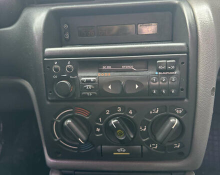 Сірий Опель Астра, об'ємом двигуна 1.4 л та пробігом 369 тис. км за 1700 $, фото 11 на Automoto.ua