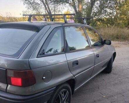 Серый Опель Астра, объемом двигателя 1.6 л и пробегом 320 тыс. км за 3000 $, фото 7 на Automoto.ua