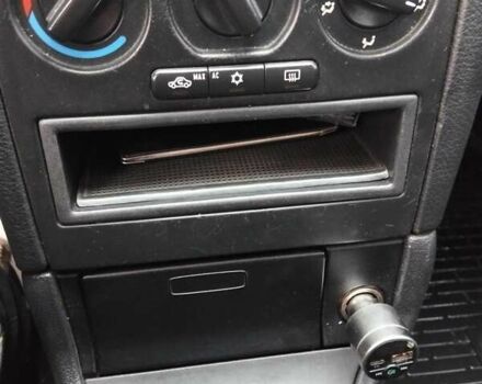 Серый Опель Астра, объемом двигателя 1.6 л и пробегом 270 тыс. км за 3500 $, фото 11 на Automoto.ua