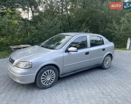 Серый Опель Астра, объемом двигателя 2 л и пробегом 325 тыс. км за 2200 $, фото 2 на Automoto.ua