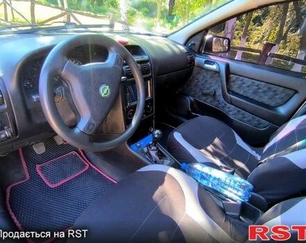 Сірий Опель Астра, об'ємом двигуна 1.6 л та пробігом 295 тис. км за 2850 $, фото 11 на Automoto.ua