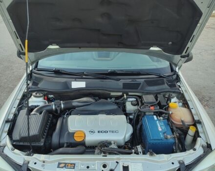 Серый Опель Астра, объемом двигателя 1.8 л и пробегом 156 тыс. км за 4200 $, фото 6 на Automoto.ua