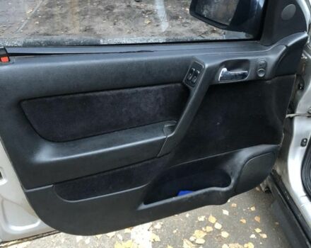 Серый Опель Астра, объемом двигателя 1.4 л и пробегом 400 тыс. км за 2200 $, фото 6 на Automoto.ua